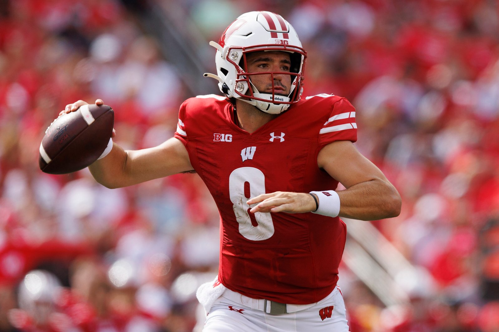 Tanner Mordecai Injury and Offensive Struggles Fuel Wisconsin Football ...